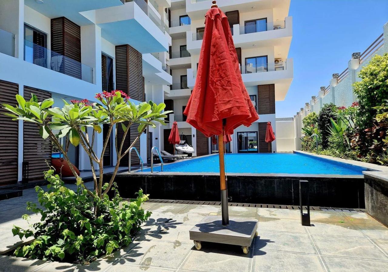 Sanctuary Sunlit Hurghada Haven With 4 Pools, Rooftop Sunsets & Gourmet Bites Steps Away エクステリア 写真