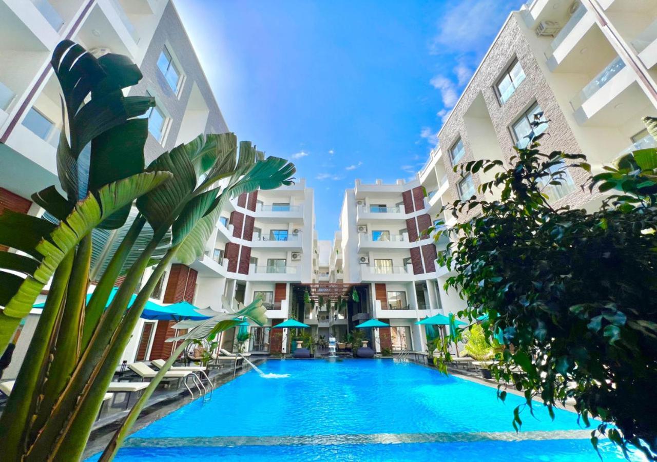 Sanctuary Sunlit Hurghada Haven With 4 Pools, Rooftop Sunsets & Gourmet Bites Steps Away エクステリア 写真